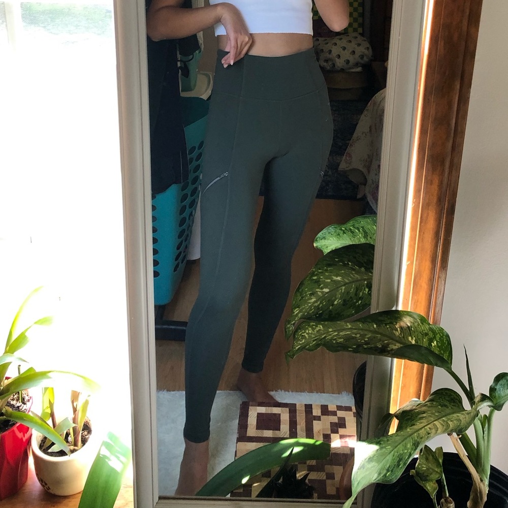 Athleta olive green leggings